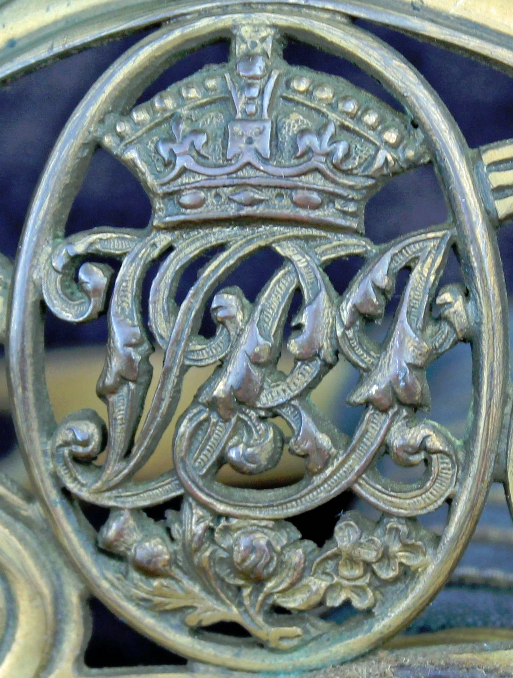 Royal Cypher